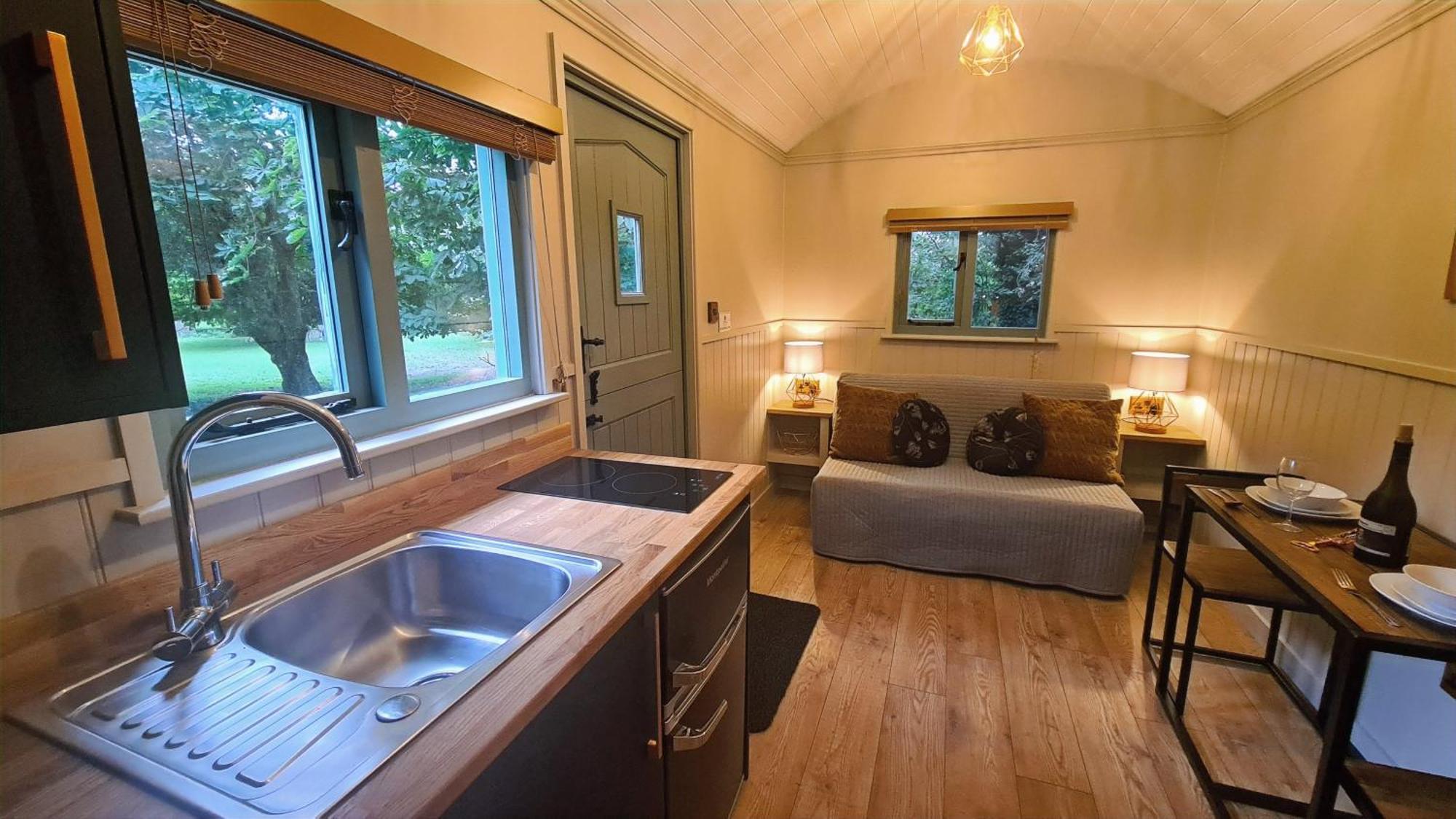 Horsley Hale Farm Glamping Hotel Ely Exterior photo